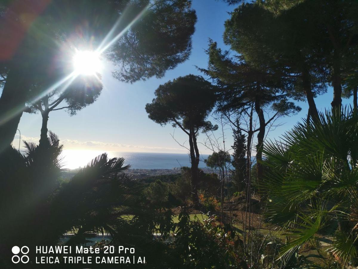 Villa Maresme & Villa Rosa Mataró Extérieur photo