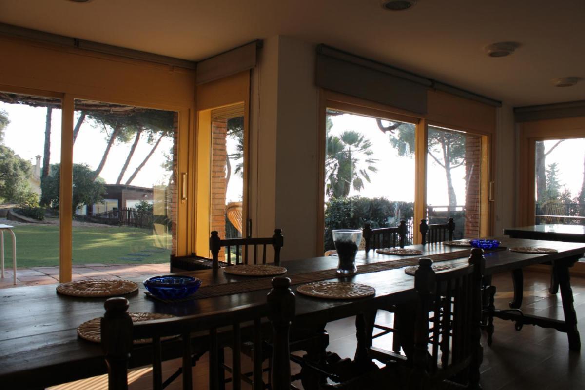 Villa Maresme & Villa Rosa Mataró Extérieur photo