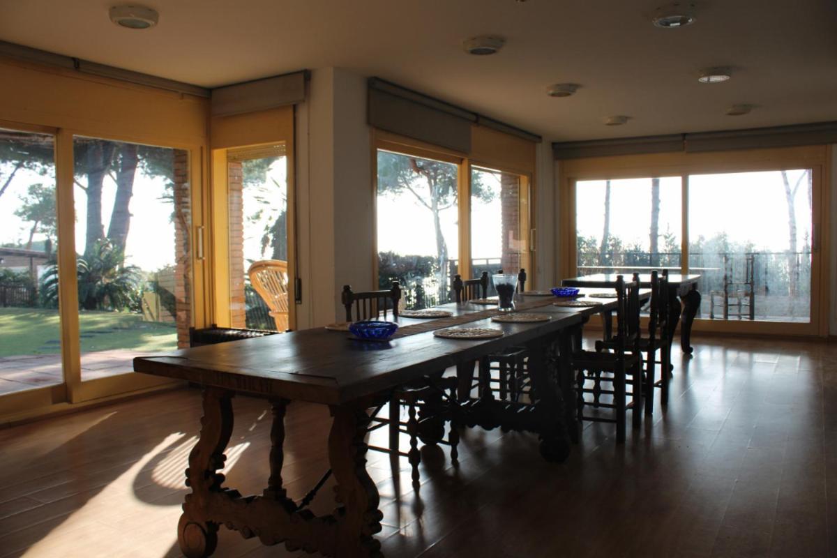 Villa Maresme & Villa Rosa Mataró Extérieur photo