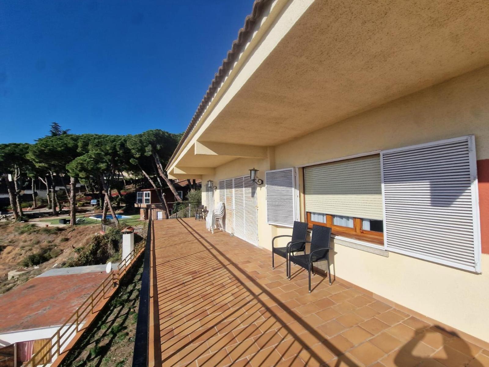 Villa Maresme & Villa Rosa Mataró Extérieur photo