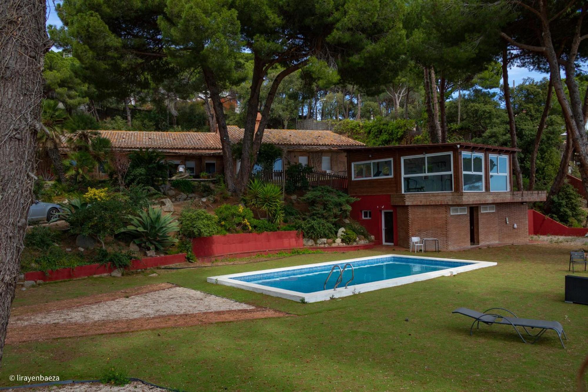 Villa Maresme & Villa Rosa Mataró Extérieur photo